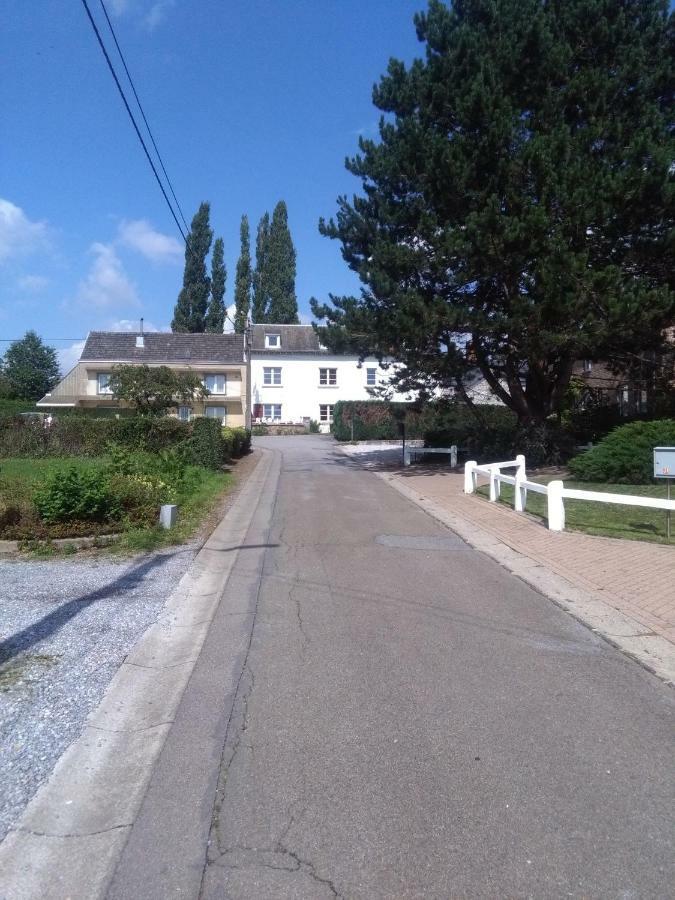 Seb'S Studio Apartment นามูร์ ภายนอก รูปภาพ